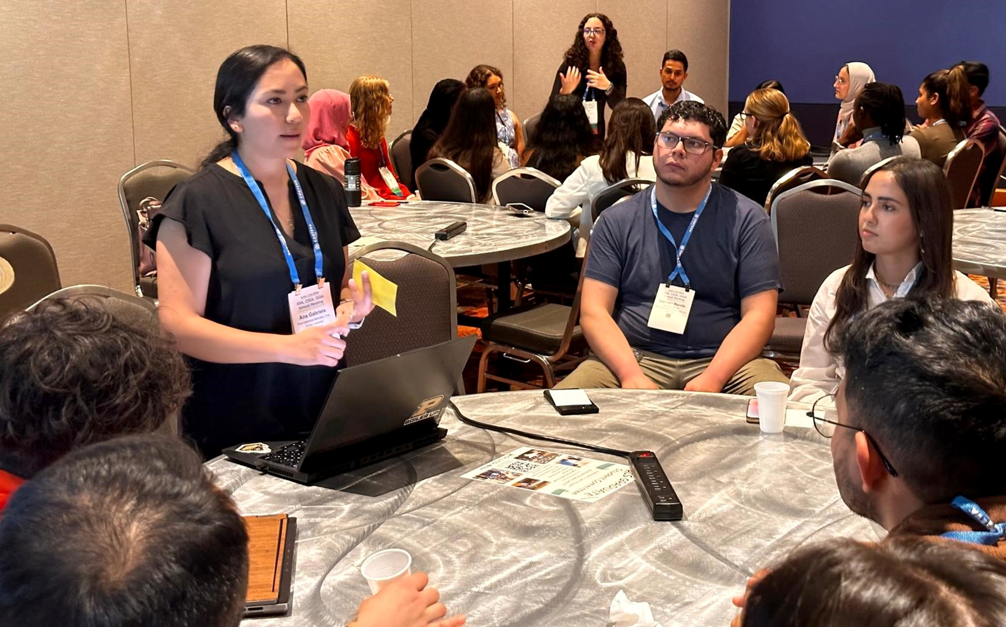 Graduate Student Committee member Ana Morales-Ona leading a rapid interactive activity at the Graduate Student Leadership Training workshop during the 2024 ASA, CSSA, and SSSA Annual Meeting (now known as CANVAS). Photo by Daniela Orjuela-Diaz