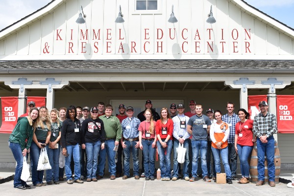 Photo of students attending the 2018 Spring SASES Meeting at University of Nebraska–Lincoln. If this photo is not high enough resolution, there is one from the May 2018 issue that you can use.